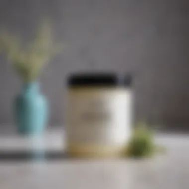 Chic conditioner jar with minimalist label